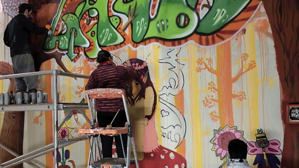 Proceso creativo del mural Curso 2025-2026 con Ler En La Inkieta 34